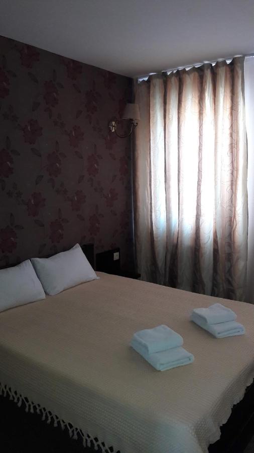 Gosti Hotell Odessa Exteriör bild
