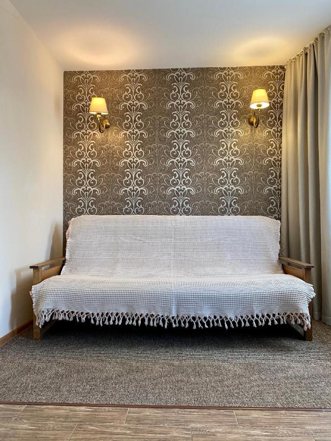 Gosti Hotell Odessa Exteriör bild