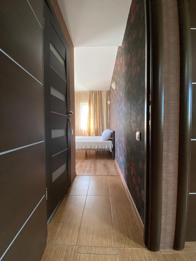 Gosti Hotell Odessa Exteriör bild