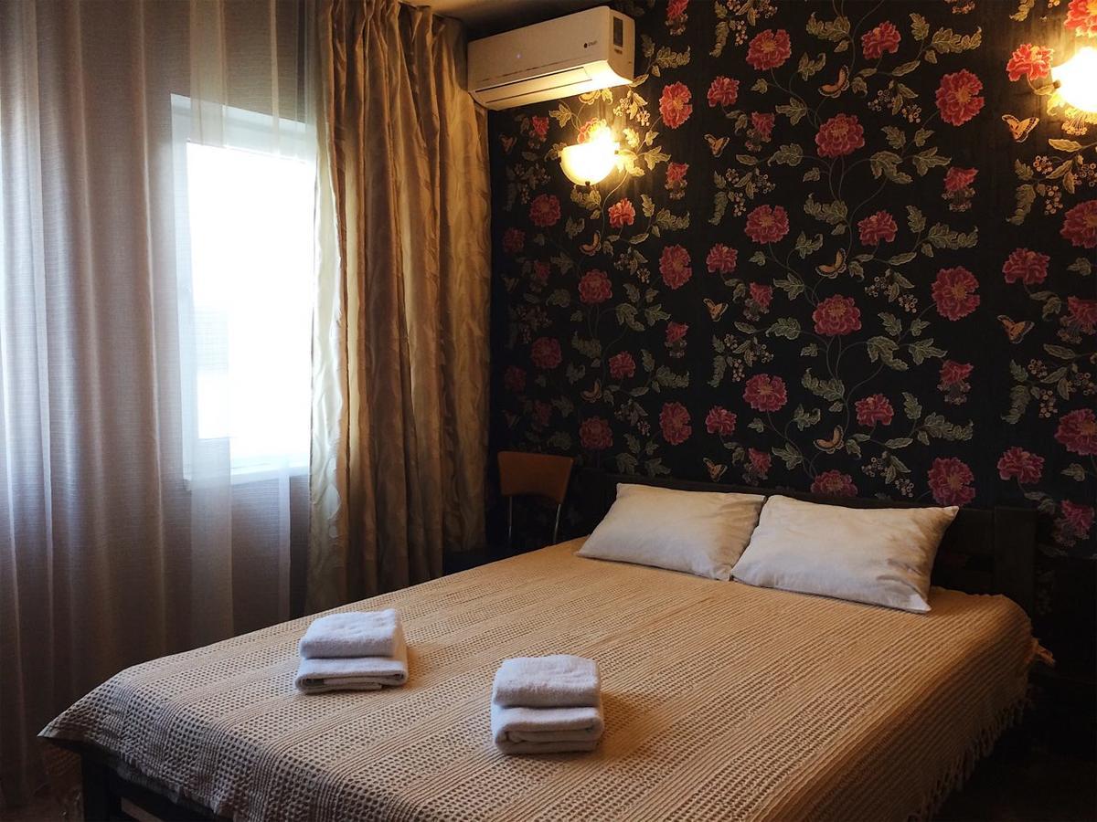 Gosti Hotell Odessa Exteriör bild